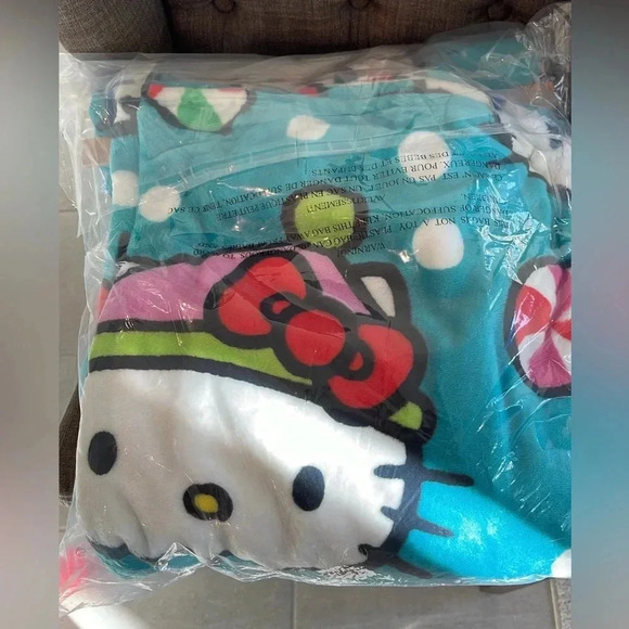 Hello Kitty Other - Hello Kitty christmas snow and candy cane blanket